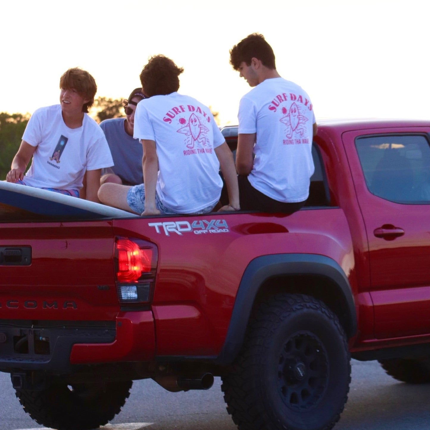 "Surf Days" Pink/White Tee